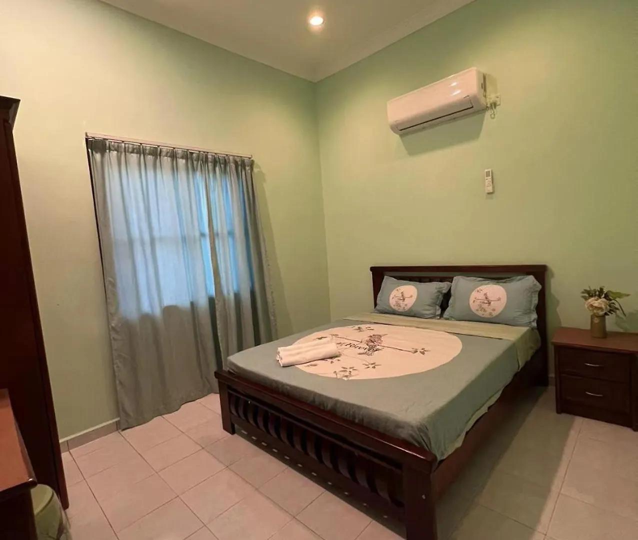 Melaka Afamosa Resort D'Amour Comfortable And Healing With Theater Projector Private Villa With Garden View Swimming Pool Seasonal Christmas Theme