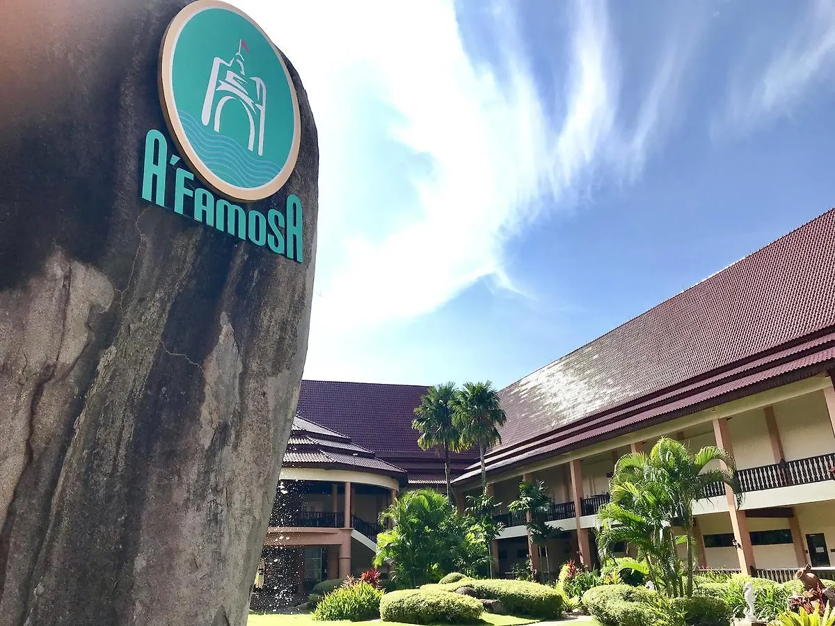 Melaka Afamosa Resort D'Amour Comfortable And Healing With Theater Projector Private Villa With Garden View Swimming Pool Seasonal Christmas Theme