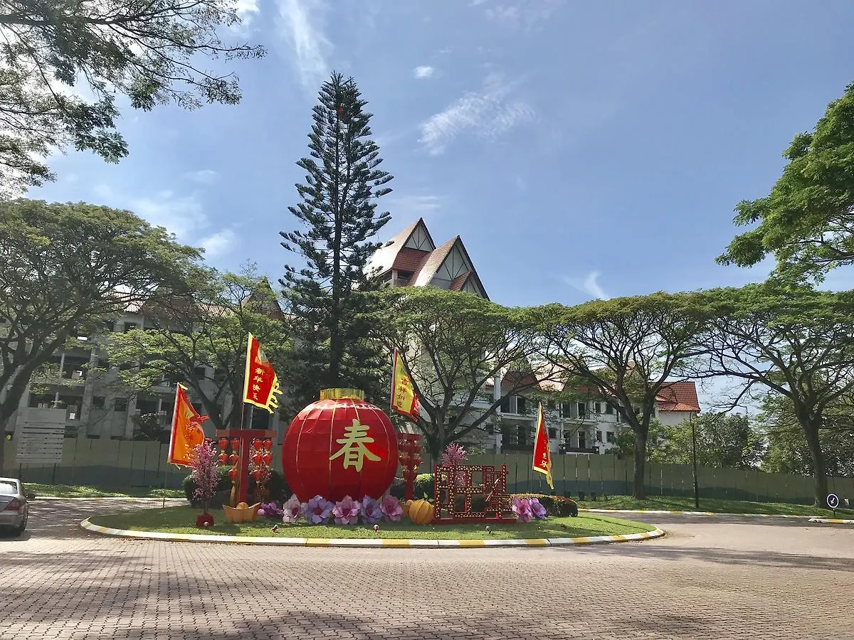 Melaka Afamosa Resort D'Amour Comfortable And Healing With Theater Projector Private Villa With Garden View Swimming Pool Seasonal Christmas Theme Malezja